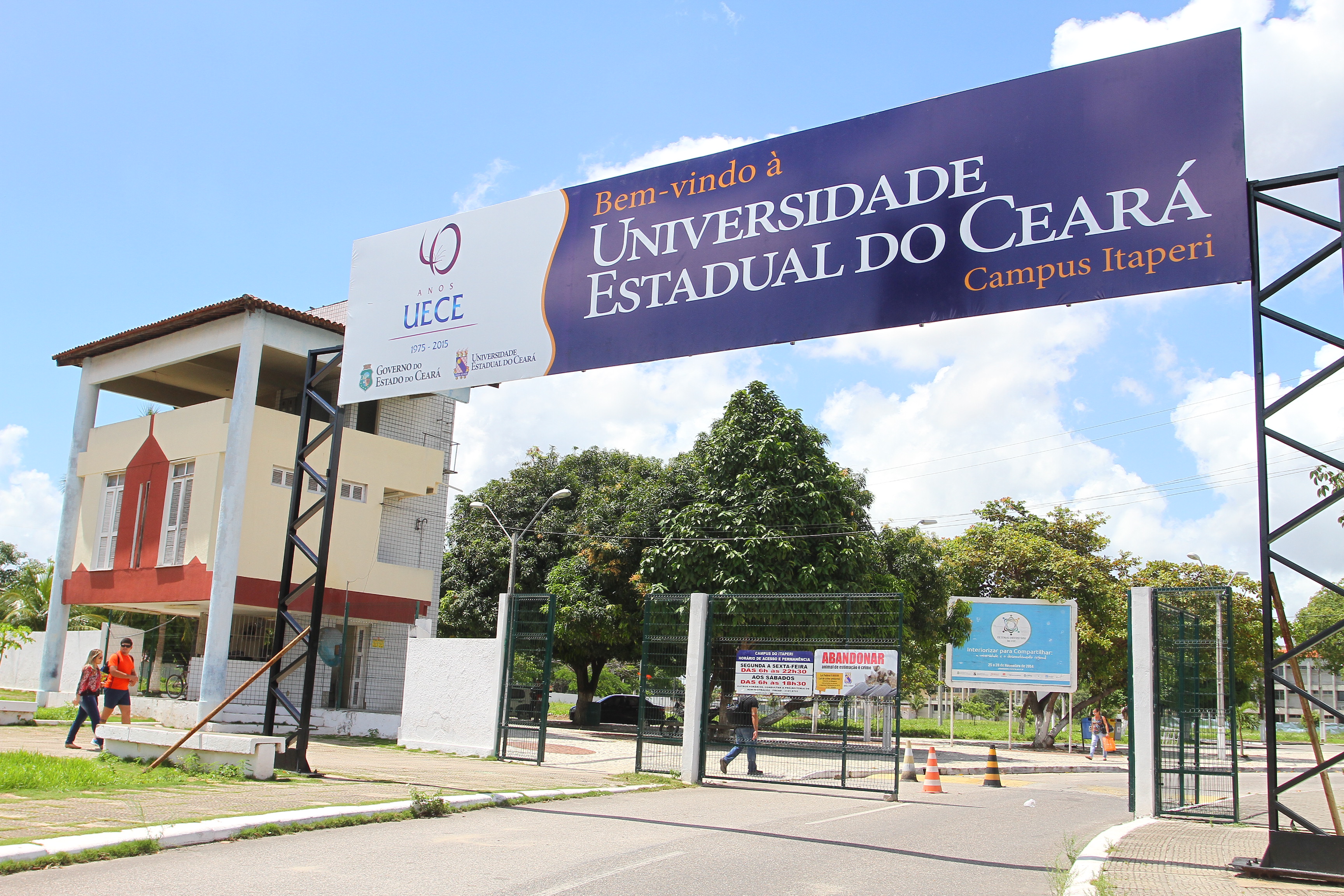 Fachada da Universidade Estadual do Ceará, Campus Itaperi