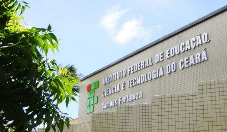 Fachada do campus Fortaleza do Instituto Federal de Educação, Ciência e Tecnologia do Ceará (IFCE)