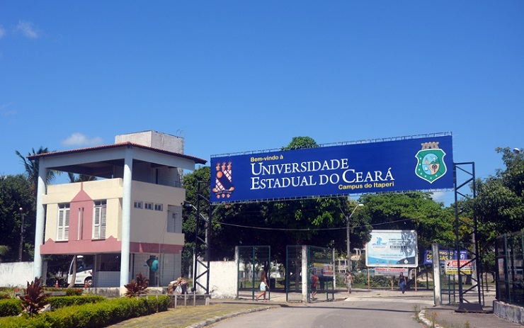 Uece abre vagas para cursos de idiomas: na foto, a fachada do campus Itaperi da Uece